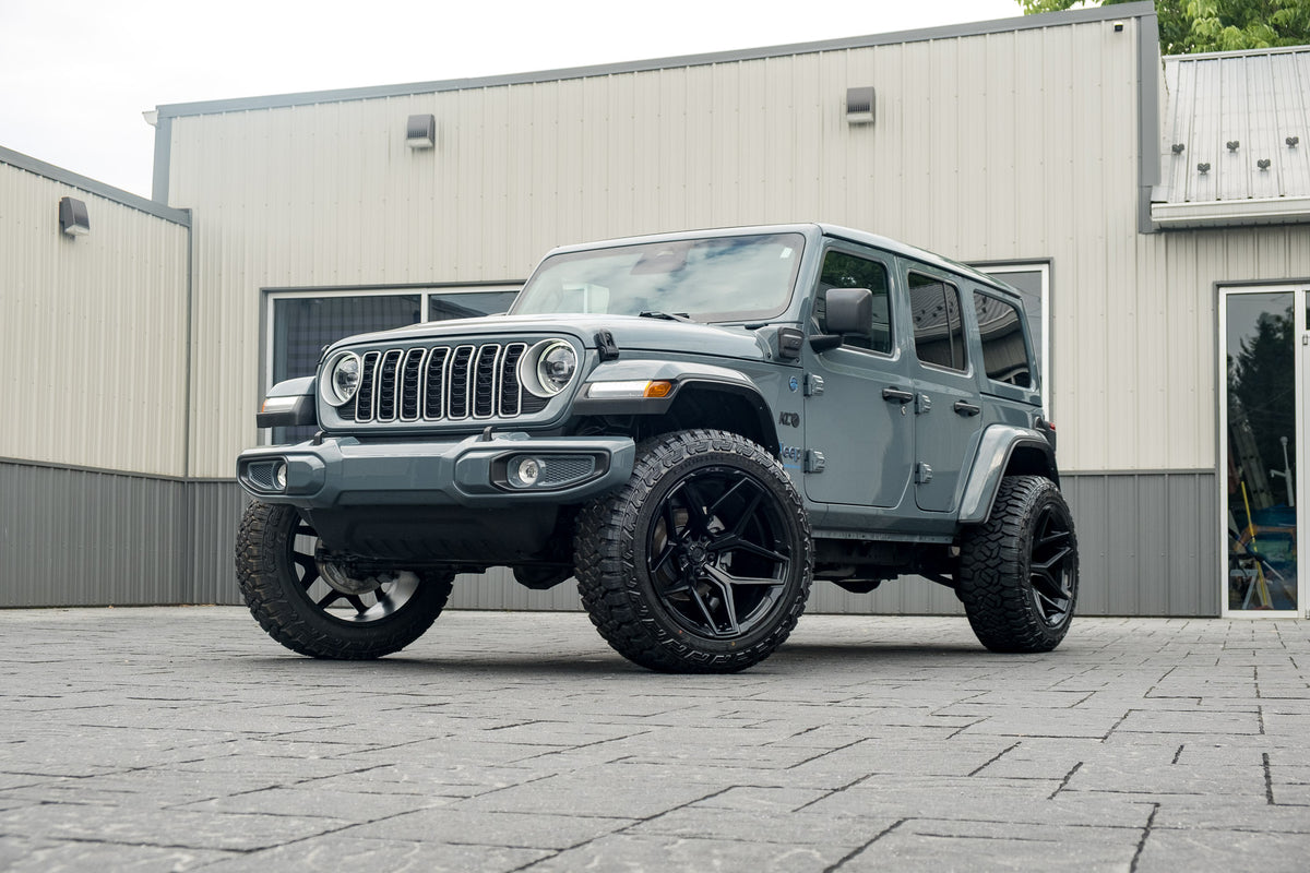 2025 Jeep Wrangler with Fuel Flux - Krietz Customs gallery image 02 - Stock # SW600273