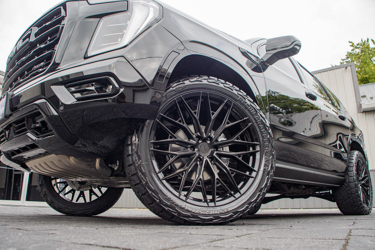 2026 GMC Yukon with Vossen - Krietz Customs gallery image 03 - Stock # TR302583