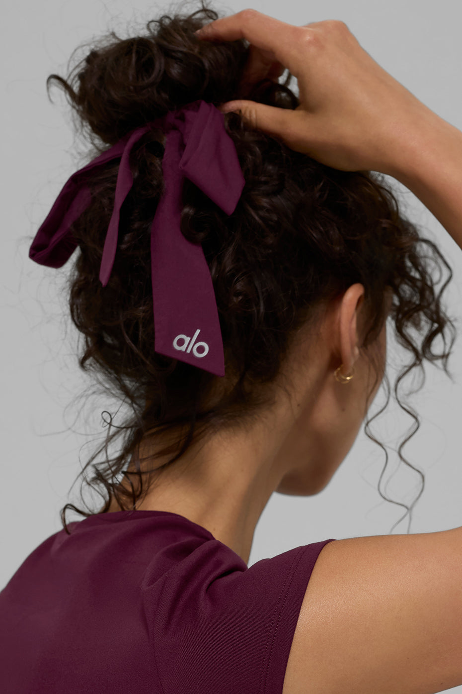 Love Knots Tie Scrunchie - Burgundy
