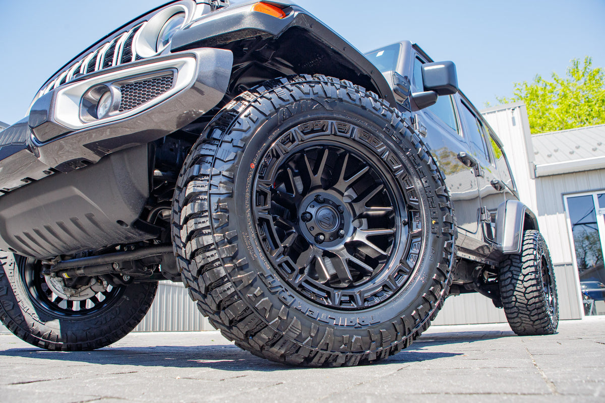 2025 Jeep Wrangler Sahara 4XE #SW599578