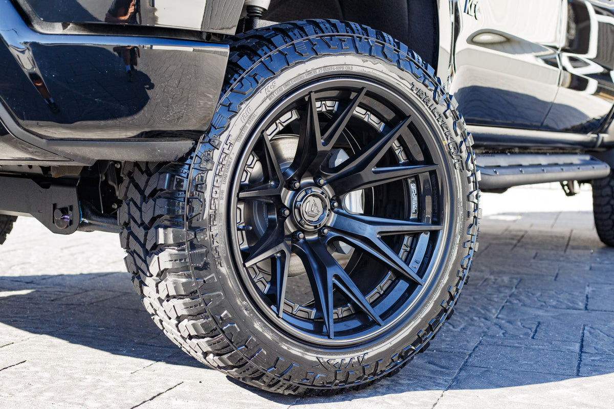 2025 Chevrolet Silverado 1500 LT Trail Boss #SG160383