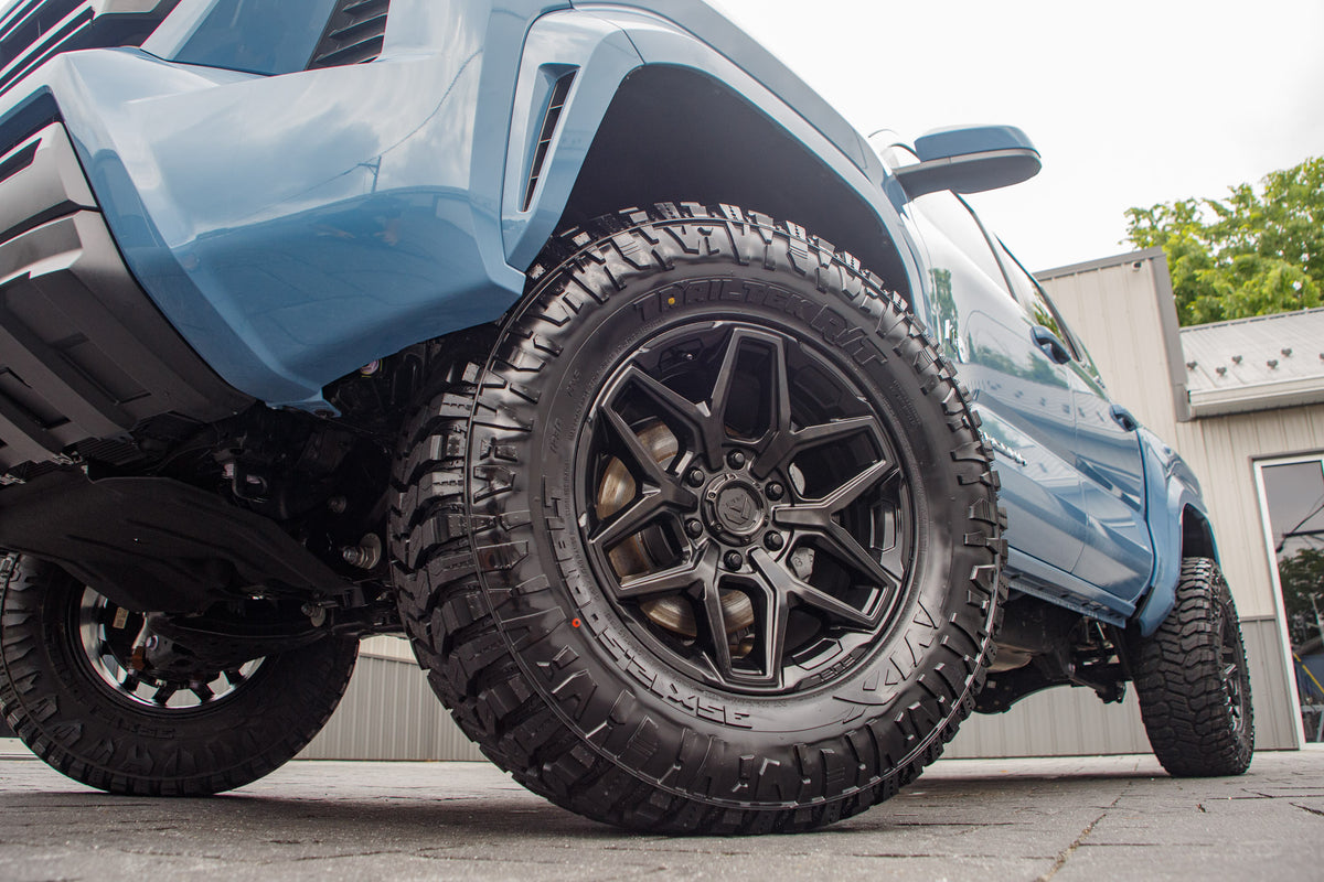 2026 Toyota Tacoma Limited #TM251162