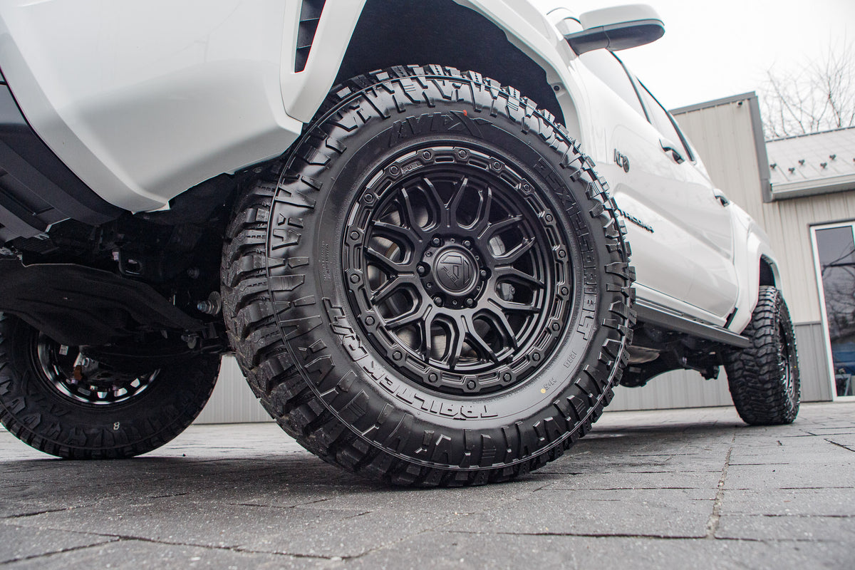 2025 Toyota Tacoma TRD Off-Road #ST095106