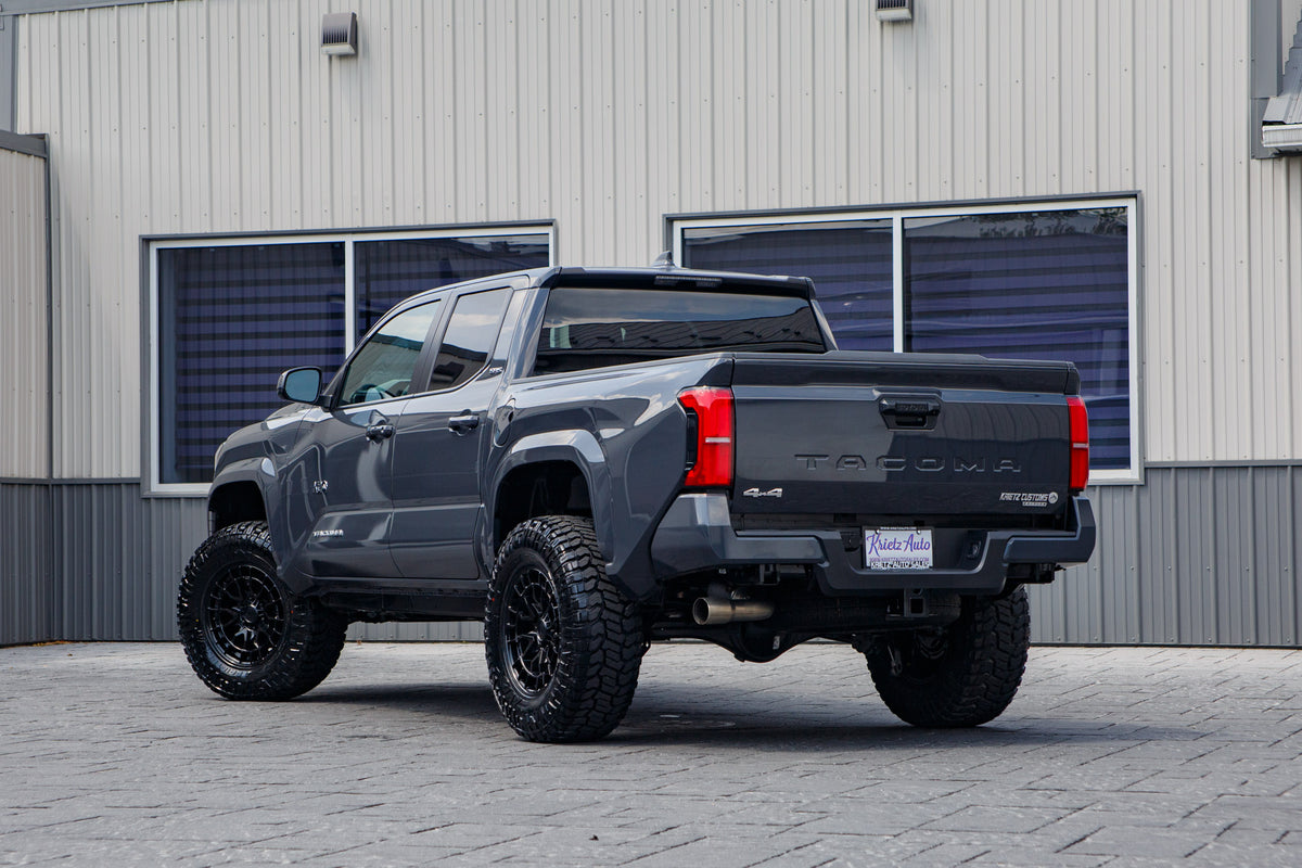 2026 Toyota Tacoma Limited #TT118604