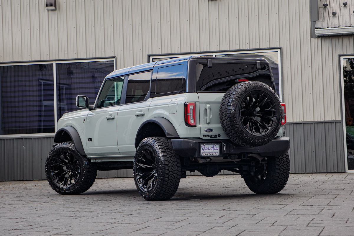2024 Ford Bronco Outer Banks #RLB30577