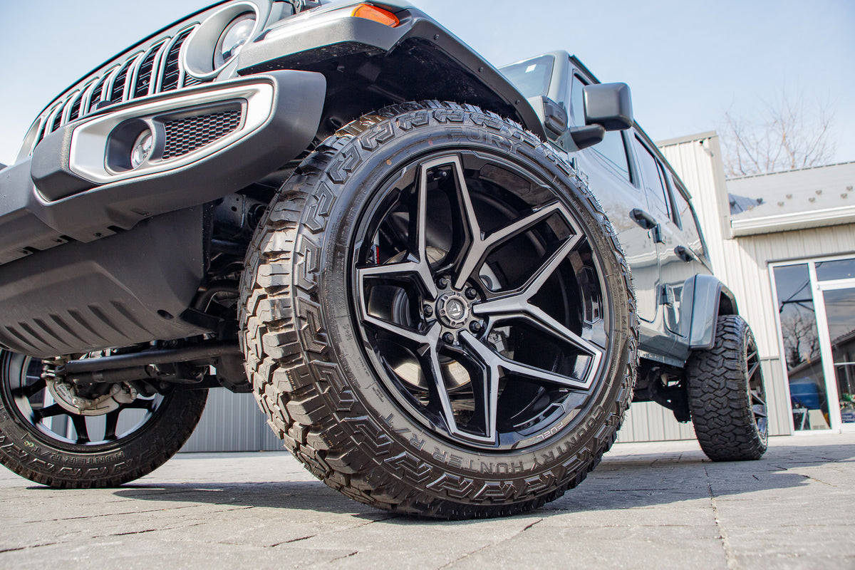2025 Jeep Wrangler Sahara 4XE #SW600137