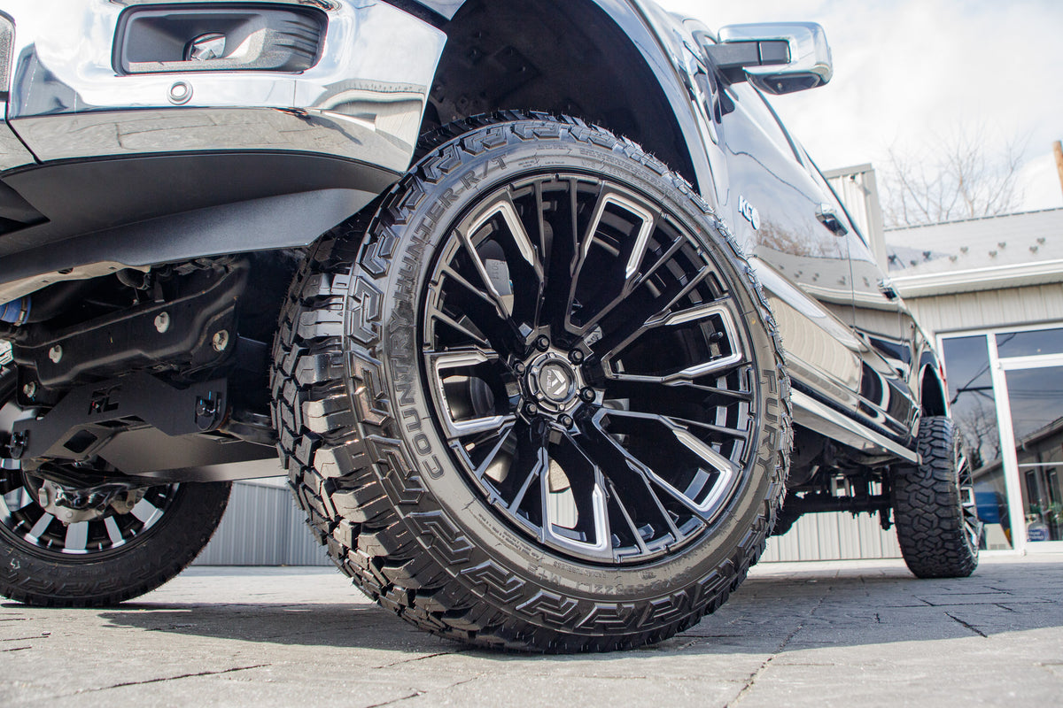 2025 Ford F-150 Lariat #SKD41054