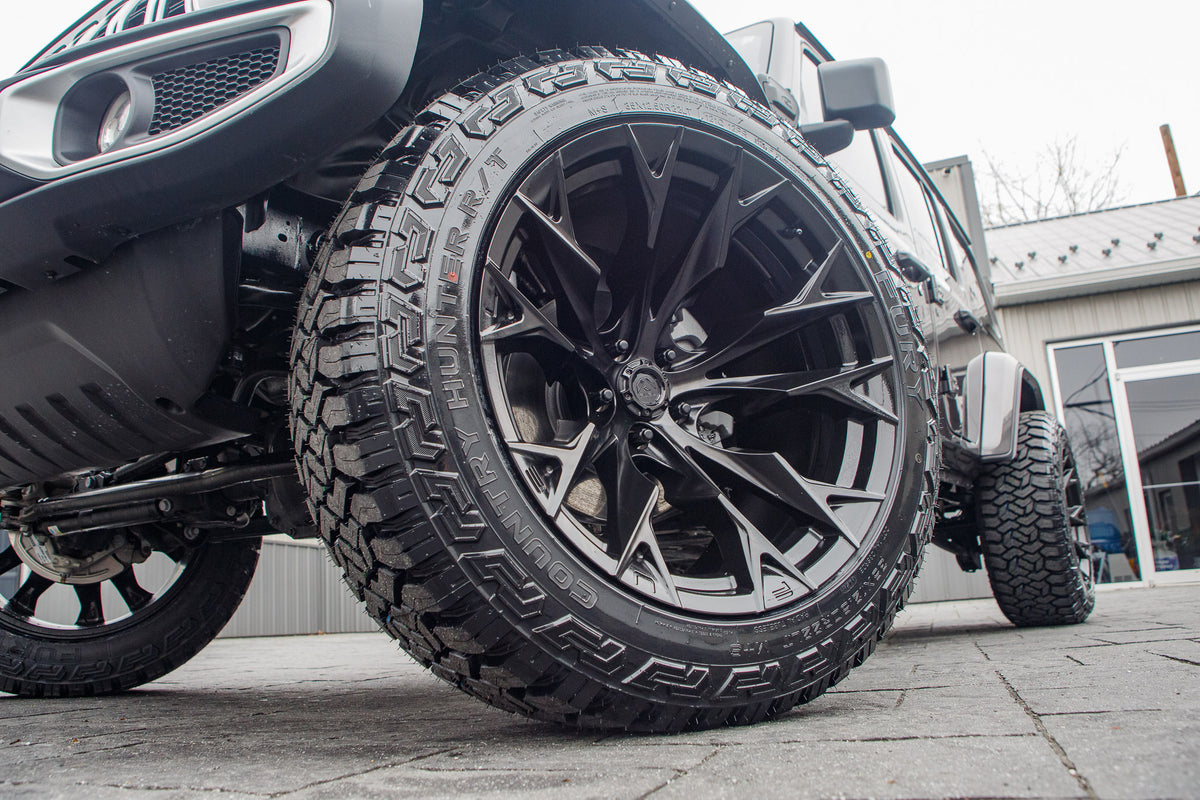 2025 Jeep Wrangler Sahara 4XE #SW600332