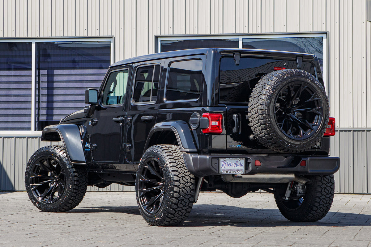 2025 Jeep Wrangler Sahara 4XE #SW579097