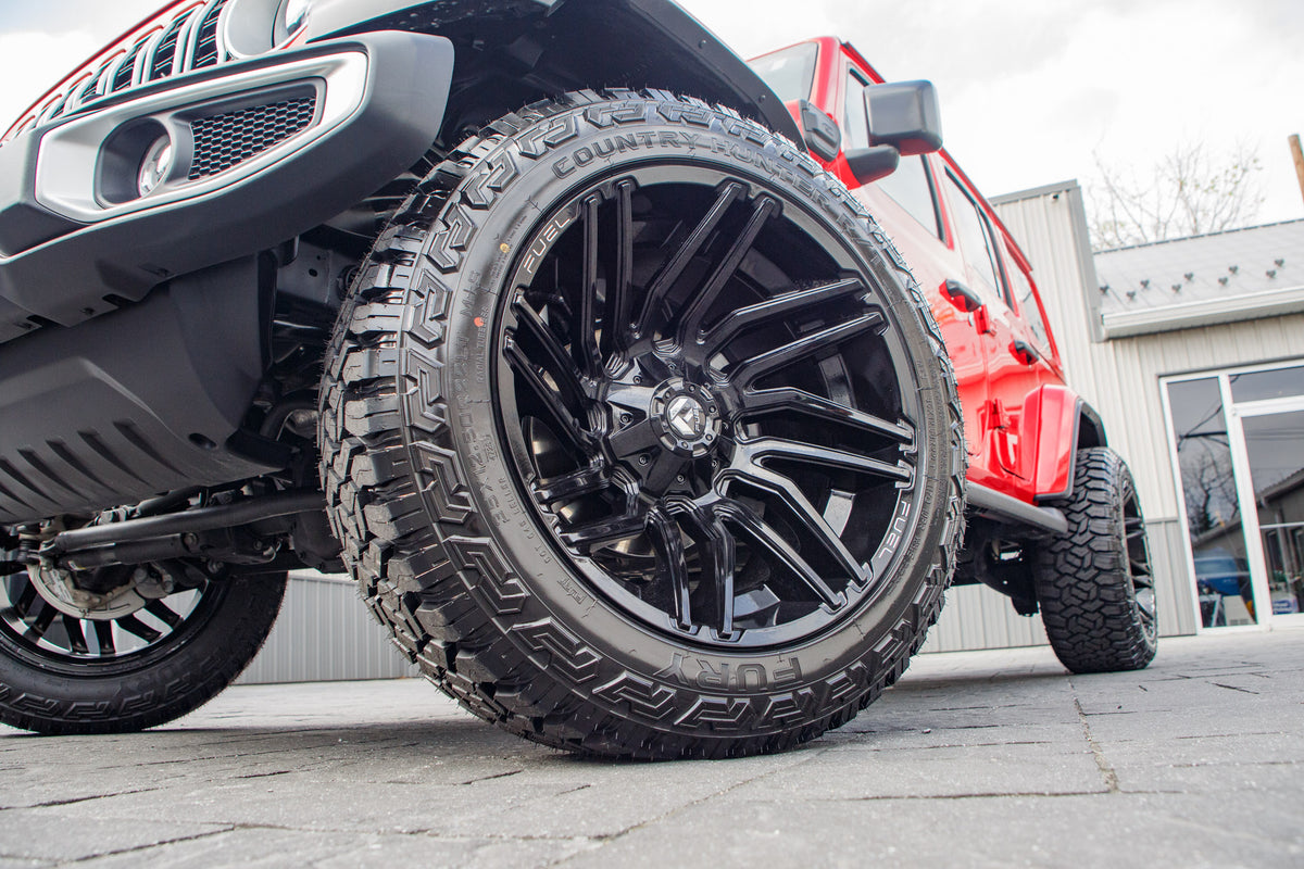 2025 Jeep Wrangler Sahara 4XE #SW601826