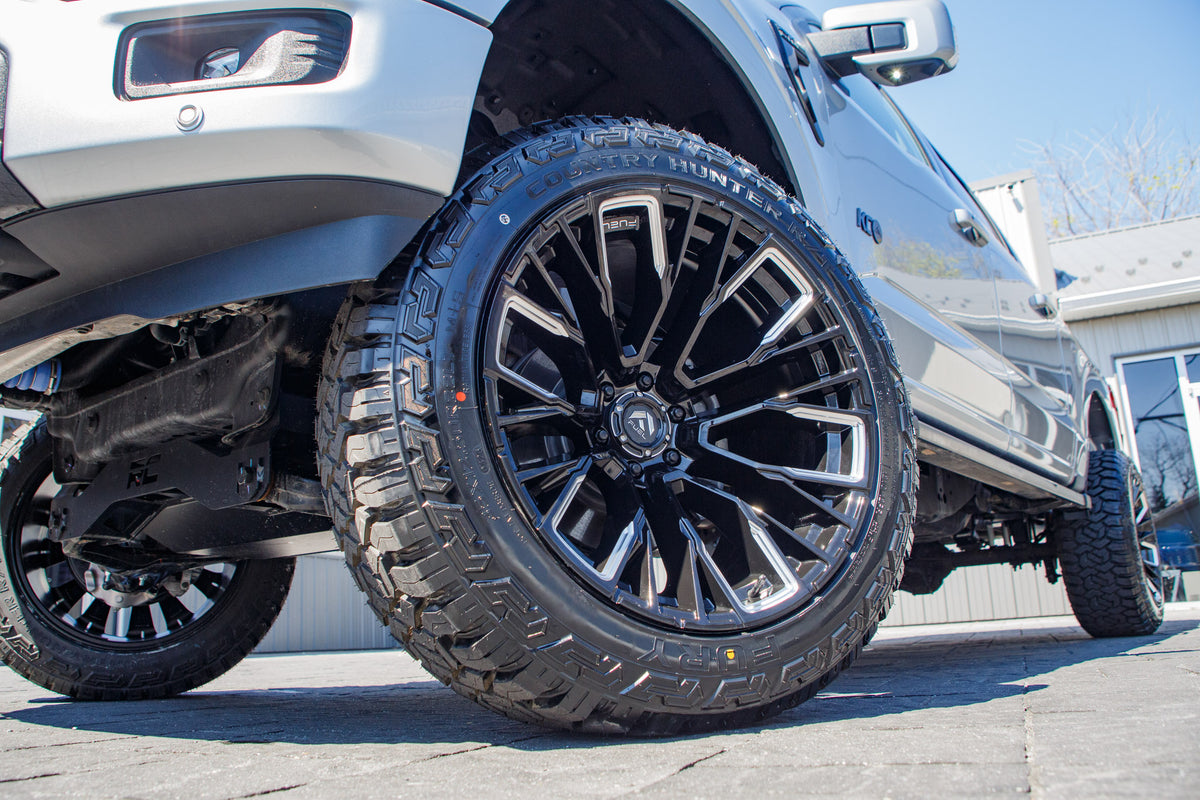 2025 Ford F-150 Lariat #SKF09209