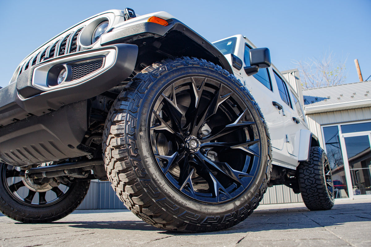 2025 Jeep Wrangler Sahara 4XE #SW600113