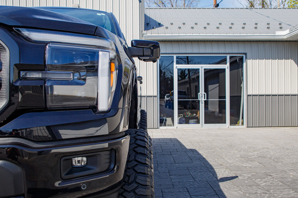 2025 Ford F-150 Lariat #SKF10150