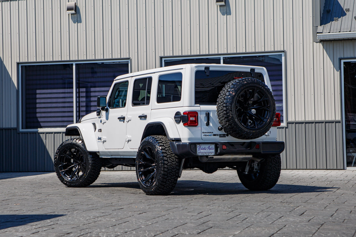 2025 Jeep Wrangler Sahara 4XE #SW599597