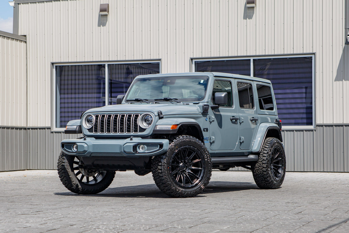 2025 Jeep Wrangler Sahara 4XE with a 2.5" Rough Country lift kit, 22x10 Fuel Piston wheels, and 35" Fury Country Hunter R/T tires.