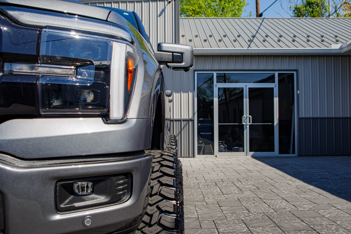 2025 Ford F-150 Lariat #SKF19747