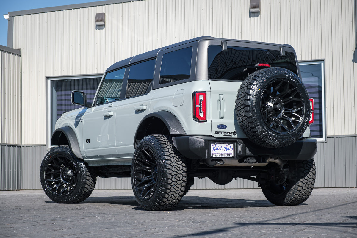 2023 Ford Bronco Outer Banks #PLB40602