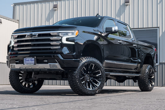 2023 Chevrolet Silverado 1500 High Country #P1124105