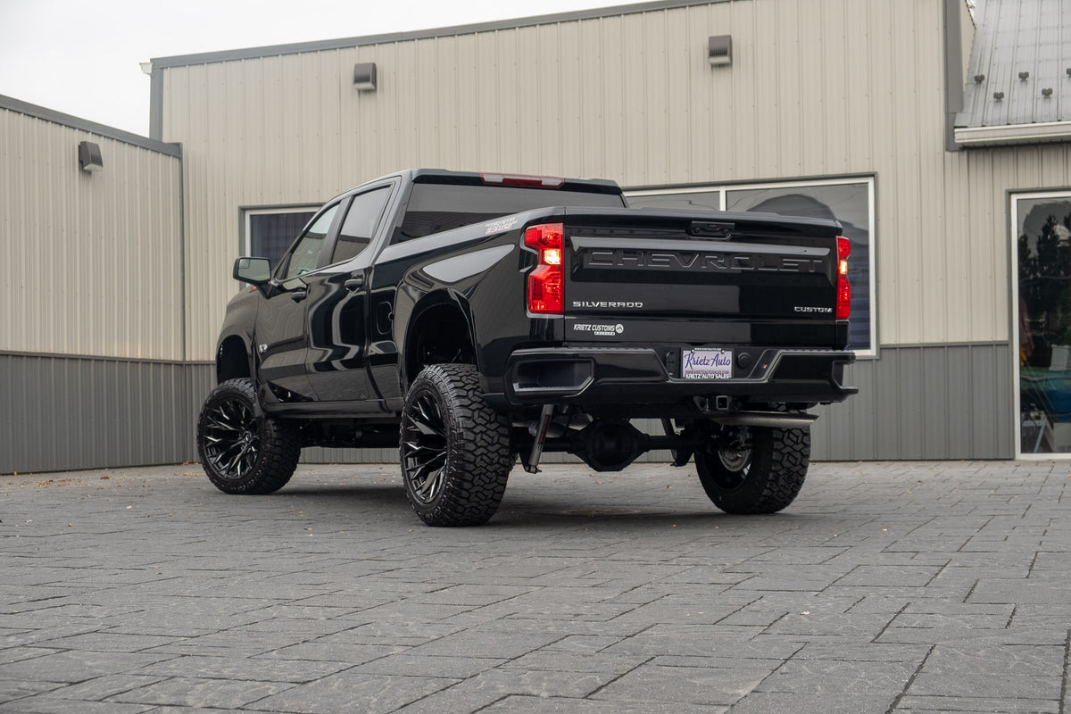 2025 Chevrolet Silverado 1500 Custom Trail Boss #SG332610