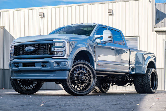 2023 Ford F-450 Lariat #PED52889
