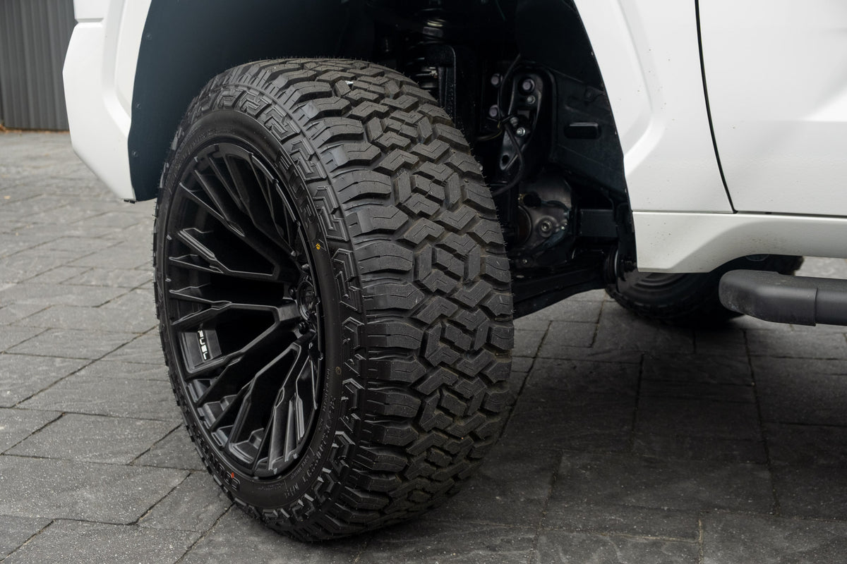 2025 Toyota Tundra SR5 #SX330036