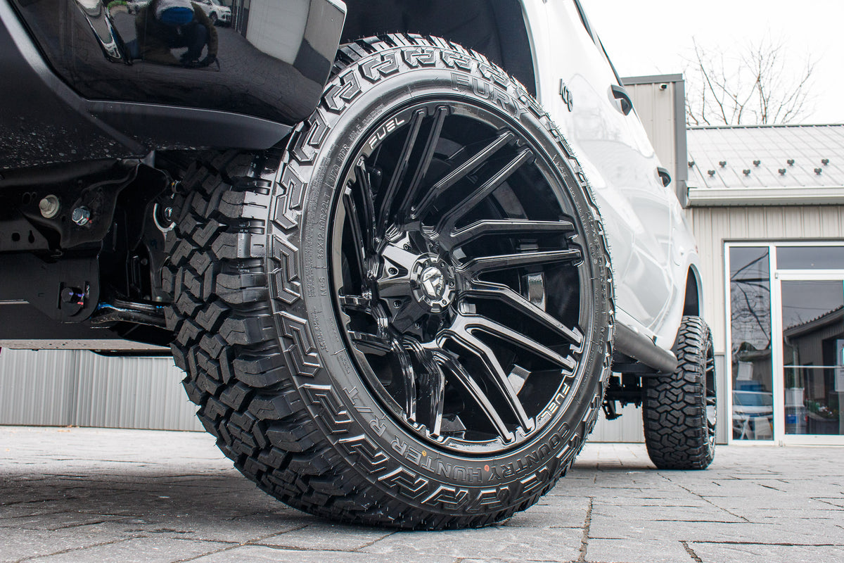 2025 Chevrolet Silverado 1500 Custom Trail Boss #SG328972