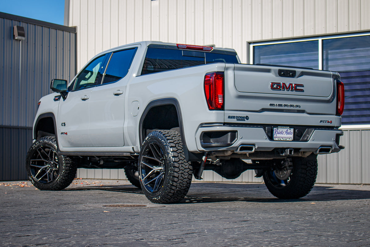 2024 GMC Sierra 1500 AT4 #RZ210140