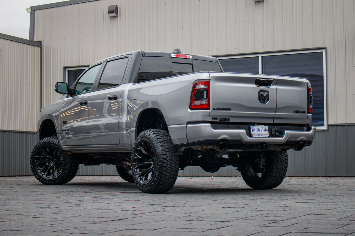 2024 Ram 1500 Laramie #RN118843
