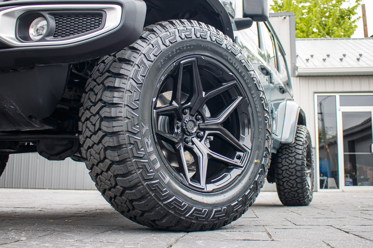 2025 Jeep Wrangler Sahara 4XE #SW600349