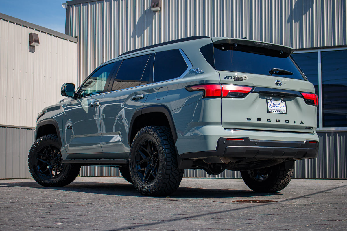 2025 Toyota Sequoia SR5 #SX049084