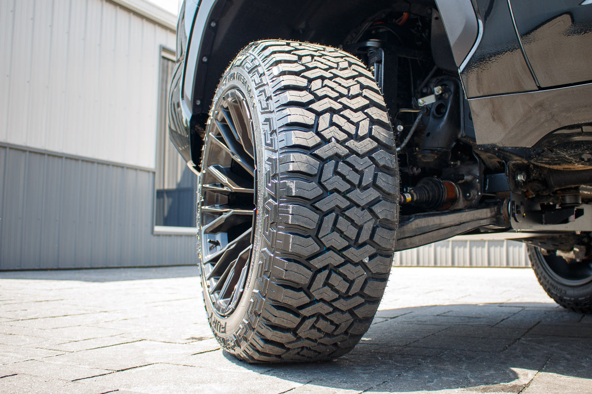 2025 Toyota Tundra Limited #SX087655