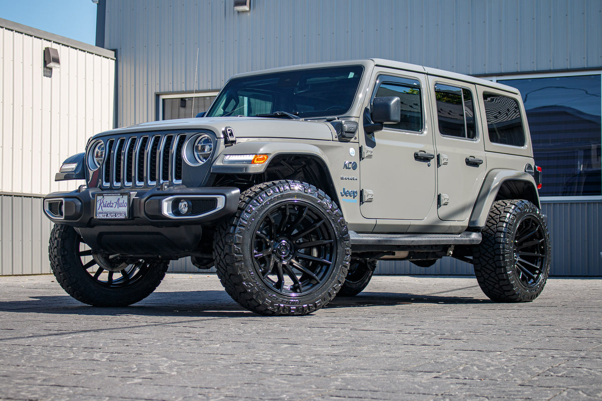 2021 Jeep Wrangler Unliited Sarahar 4xe Gray with 2.5 inch Rough Country lift kit, 22x12 Fuel Burn wheels and 35 inch nitto ridge grapplers tires