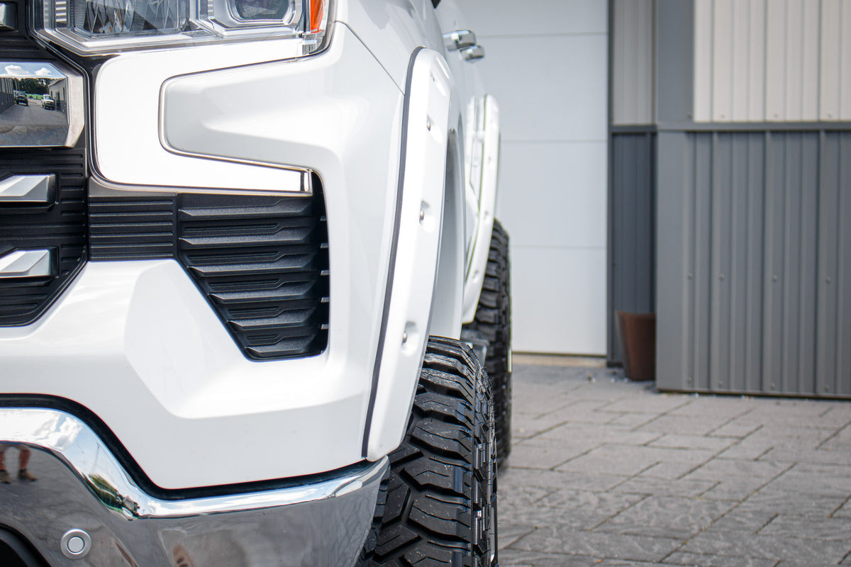 2023 Chevrolet Silverado 1500 LTZ #P1142845
