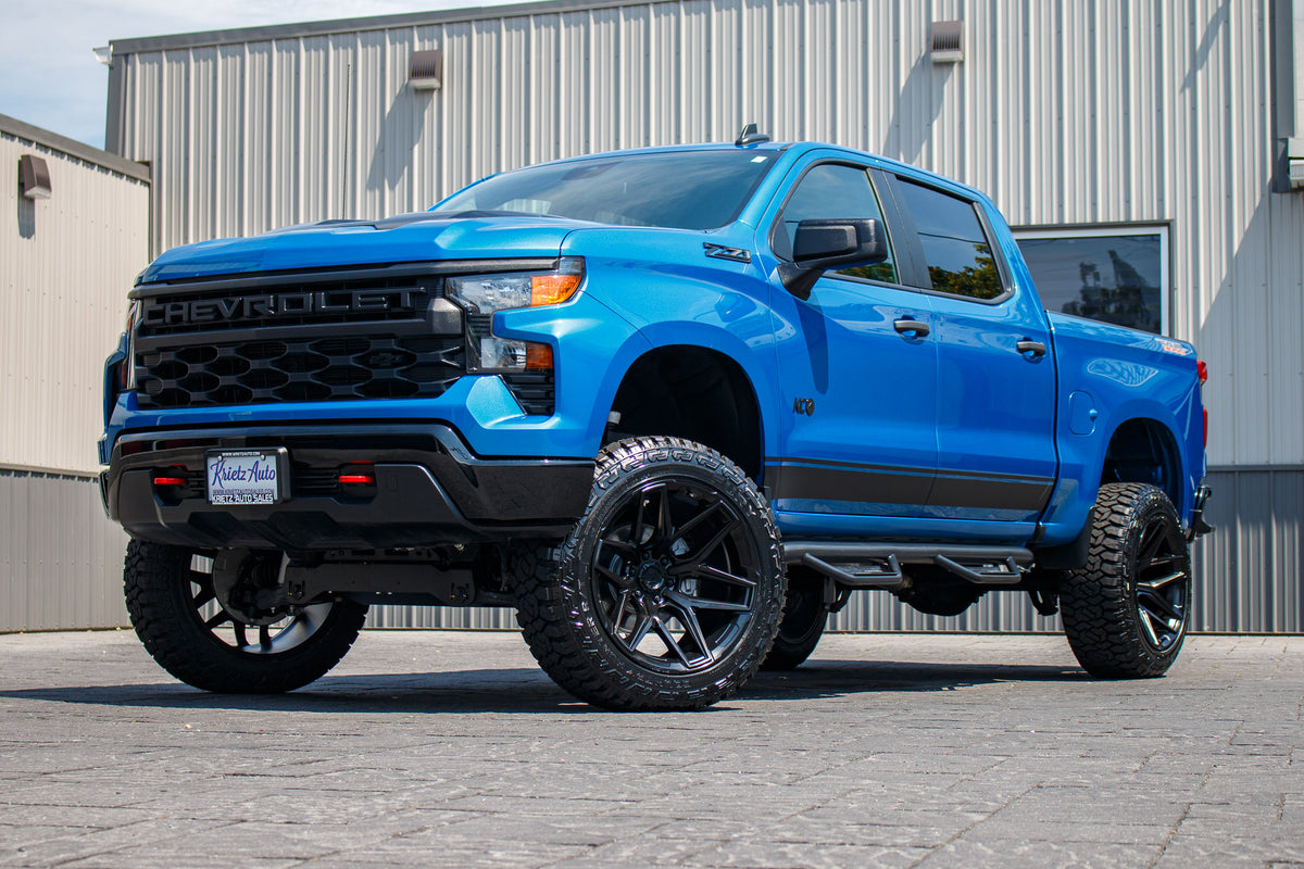 2023 Chevrolet Silverado 1500 Custom Trail Boss #PG303580