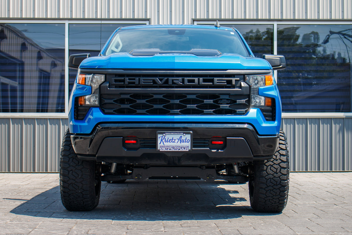 2023 Chevrolet Silverado 1500 Custom Trail Boss #PG303580