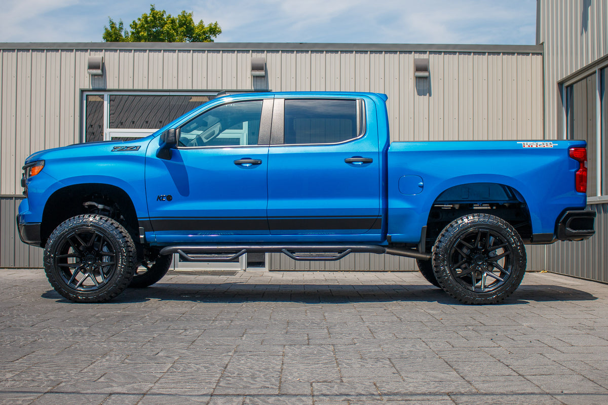2023 Chevrolet Silverado 1500 Custom Trail Boss #PG303580