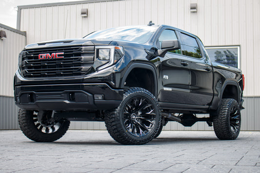 2025 GMC Sierra 1500 Elevation with a 6" Rough Country lift kit, 22x12 Fuel Flame wheels, and 35" Avix Trailtek R/T tires.