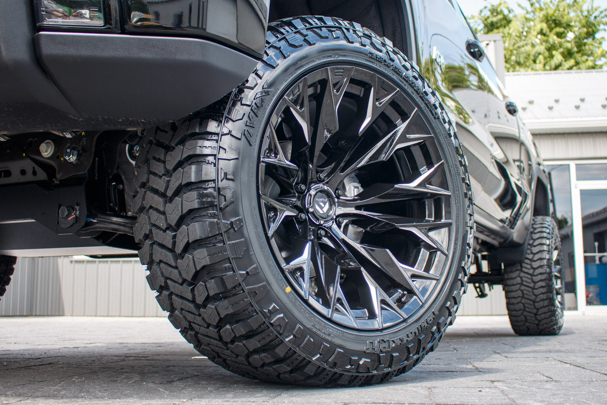 2025 GMC Sierra 1500 Elevation #SG182615