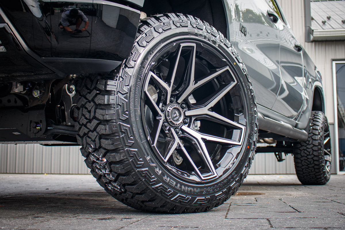 2025 Chevrolet Silverado 1500 LT Trail Boss #SG136570