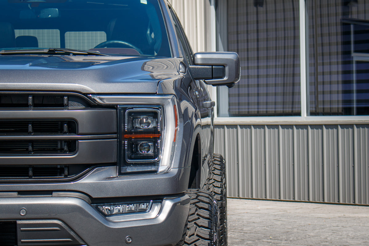 2023 Ford F-150 Lariat #PKD61804
