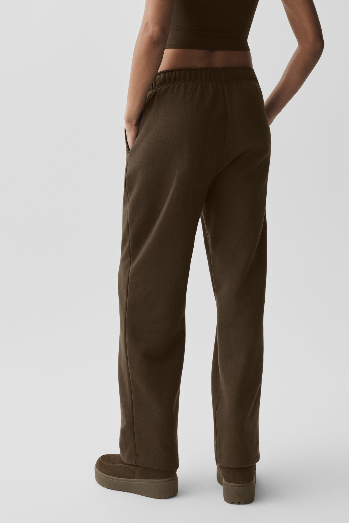 Accolade Straight Leg Sweatpant - Espresso