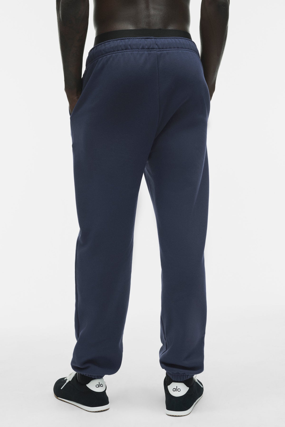 Accolade Sweatpant - Navy