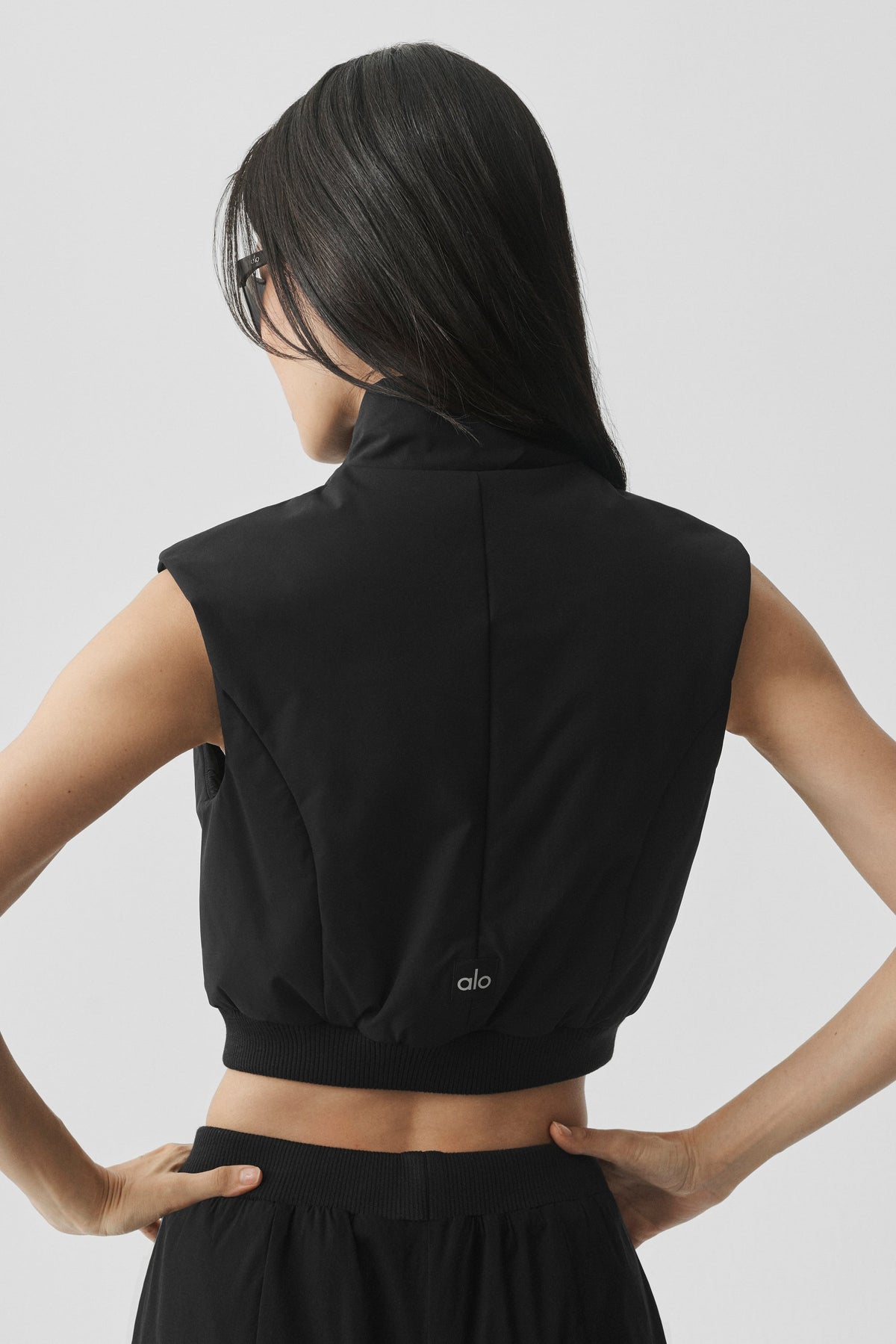 Momentum Vest - Black