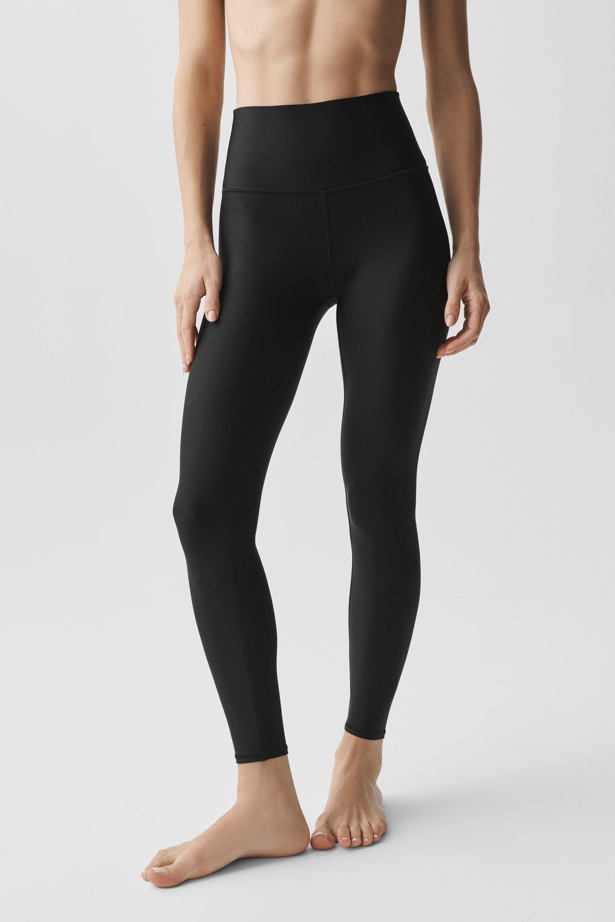 7/8 High-Waist Airlift Legging - Black